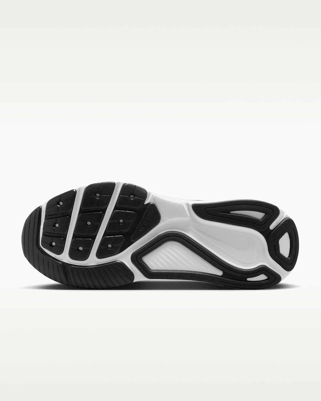 NIKE STRUCTURE 26