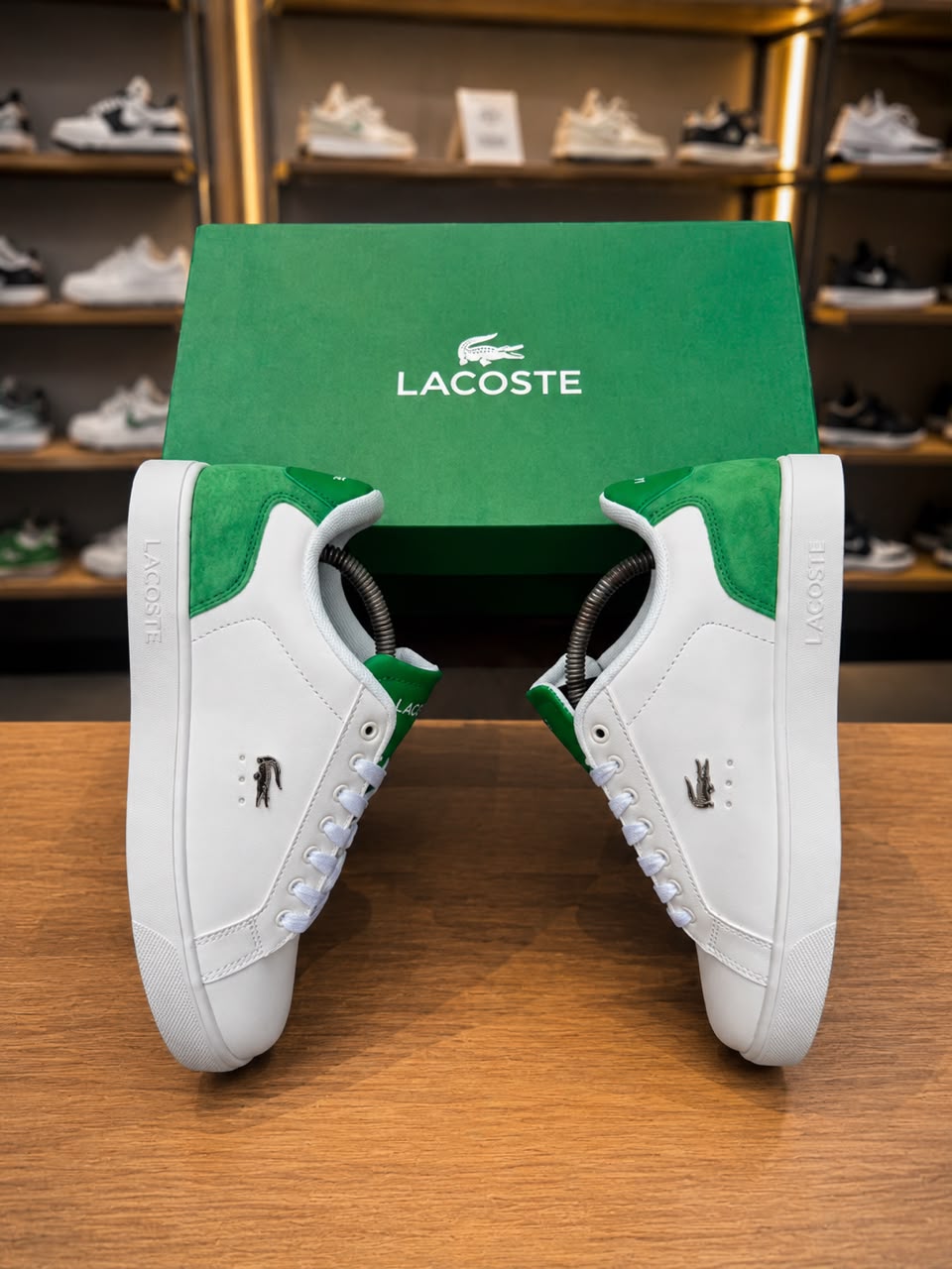 UNE LACOSTE AUTHENTIQUE