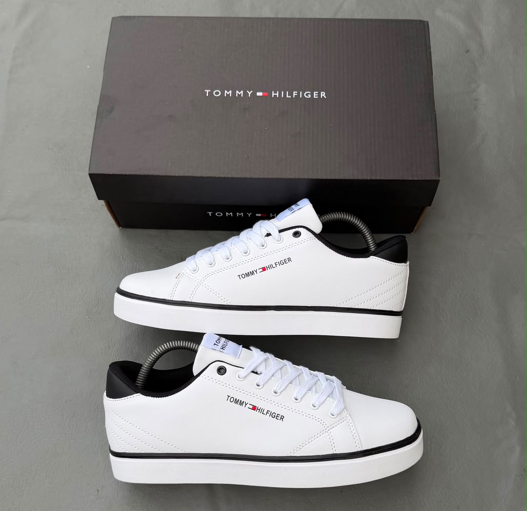 TOMMY HILFIGER