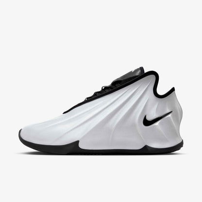 UNE Nike GT Future