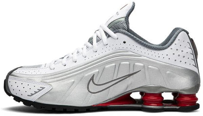 NIKE SHOXE R4