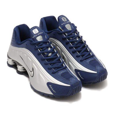NIKE SHOX R4