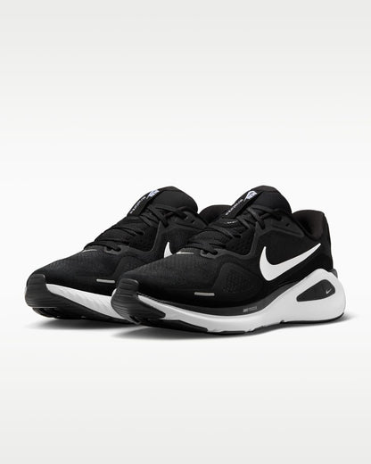 NIKE STRUCTURE 26