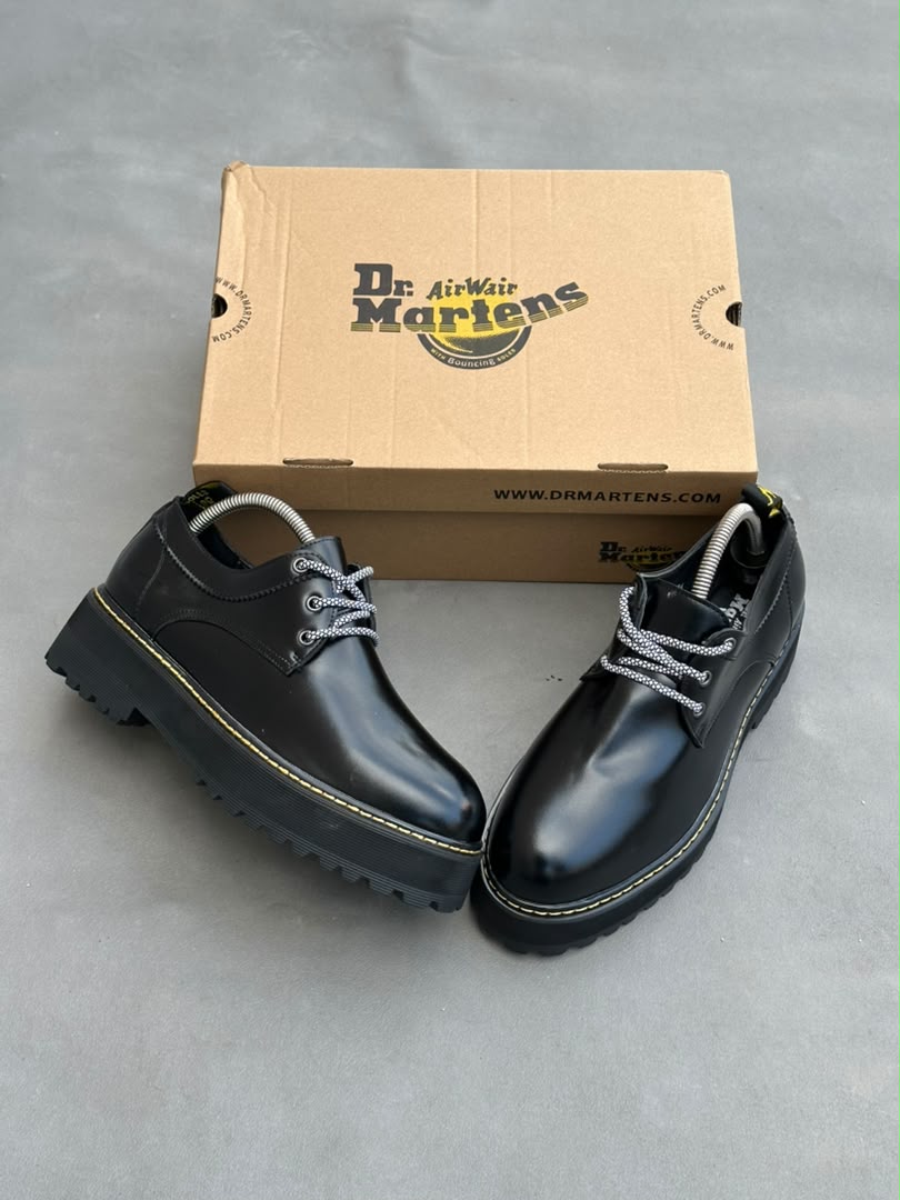 DR MARTENS NOIRE