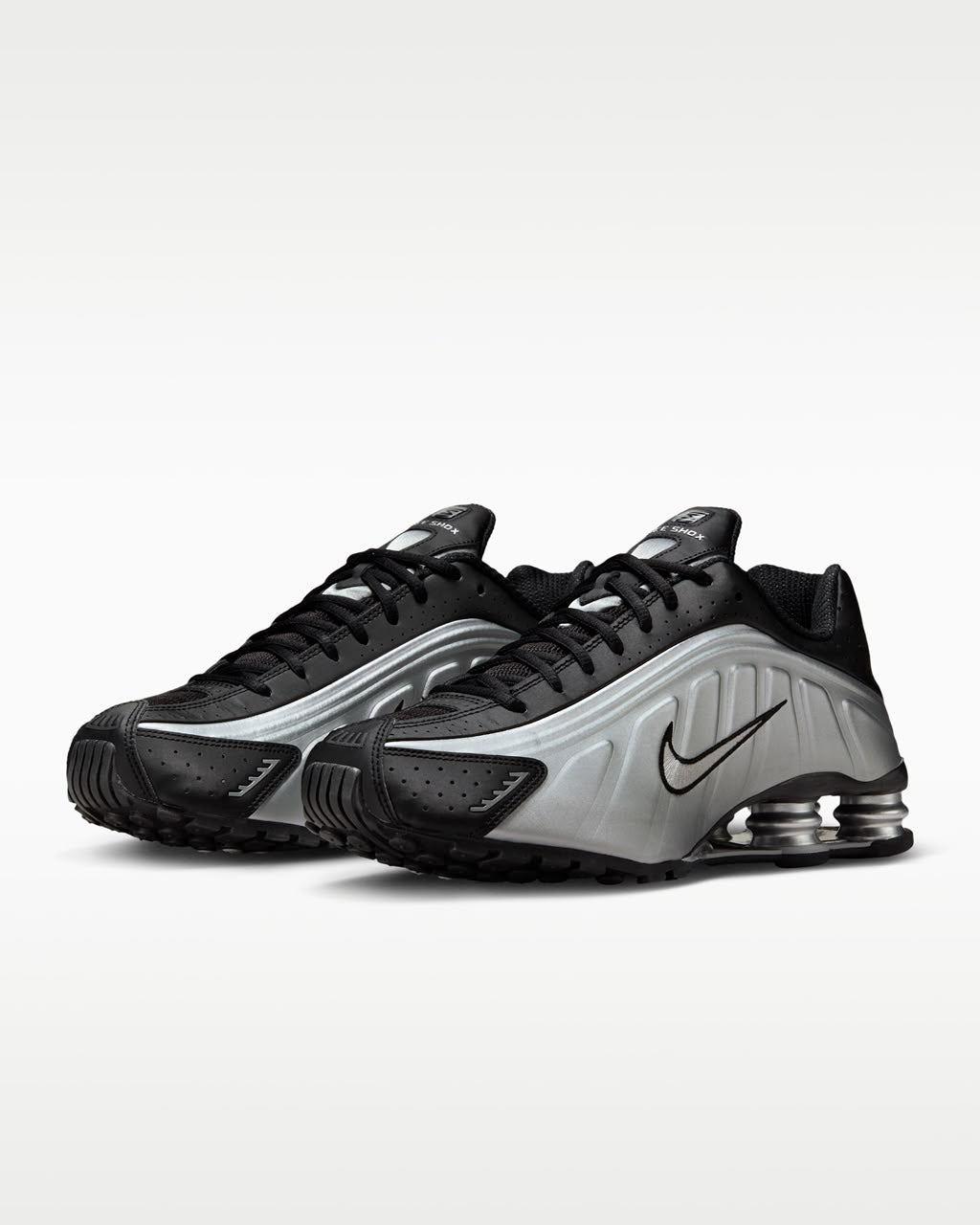 NIKE SHOXE R4