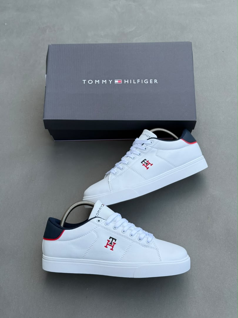 TOMMY HILFIGER 3