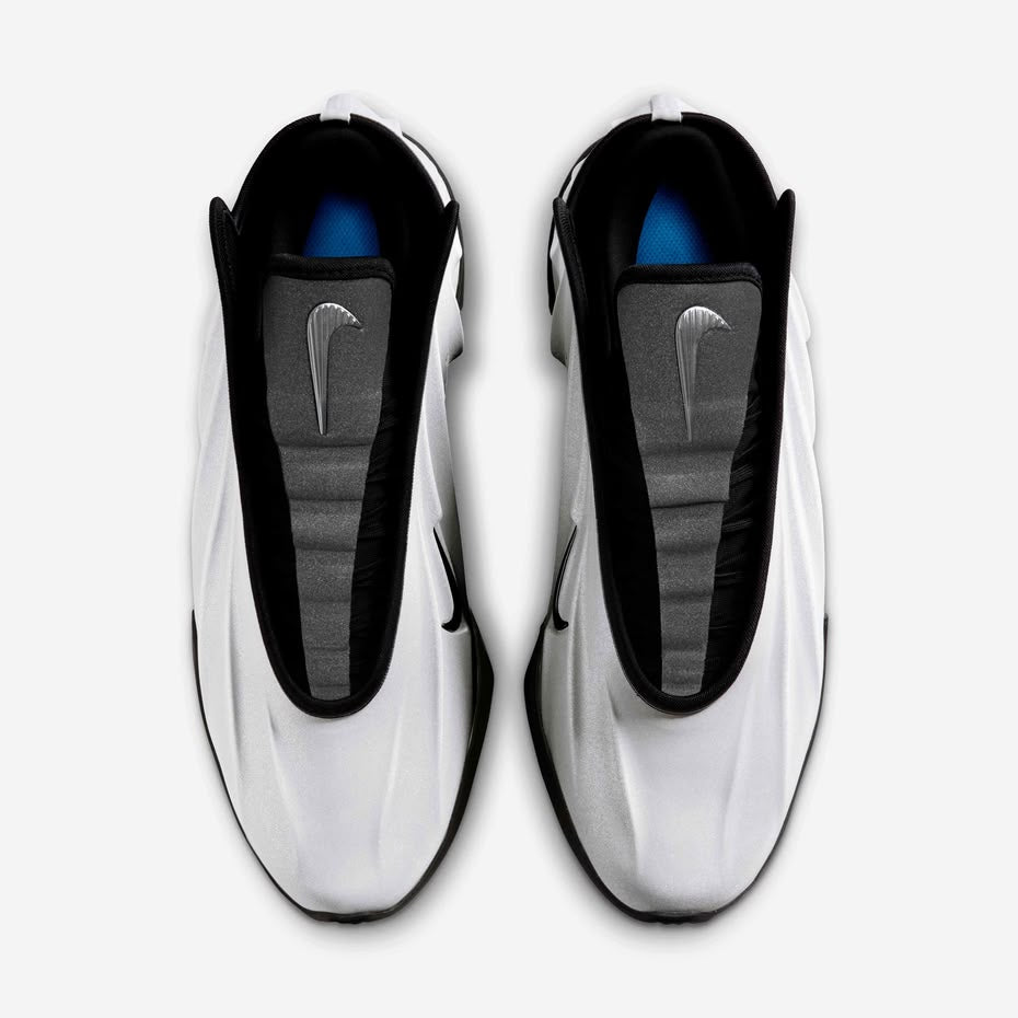 UNE Nike GT Future