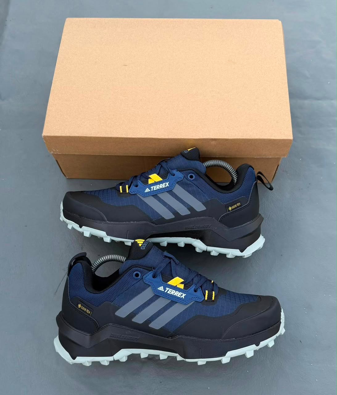 ADIDAS TERREX AX4