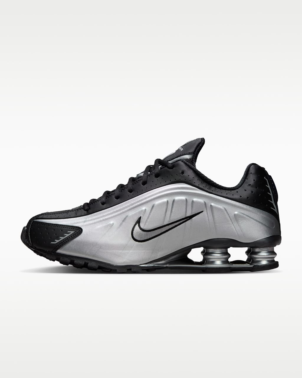 NIKE SHOXE R4