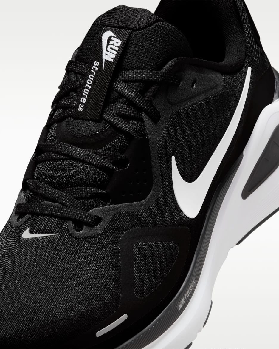 NIKE STRUCTURE 26
