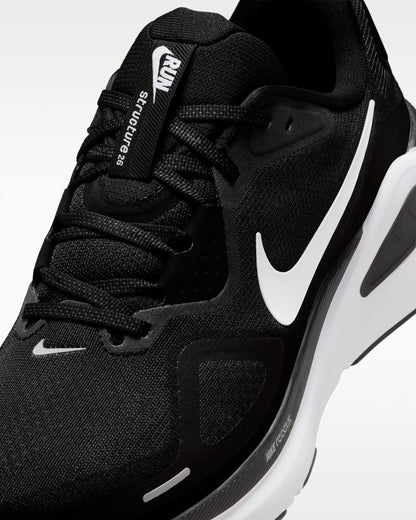 NIKE STRUCTURE 26