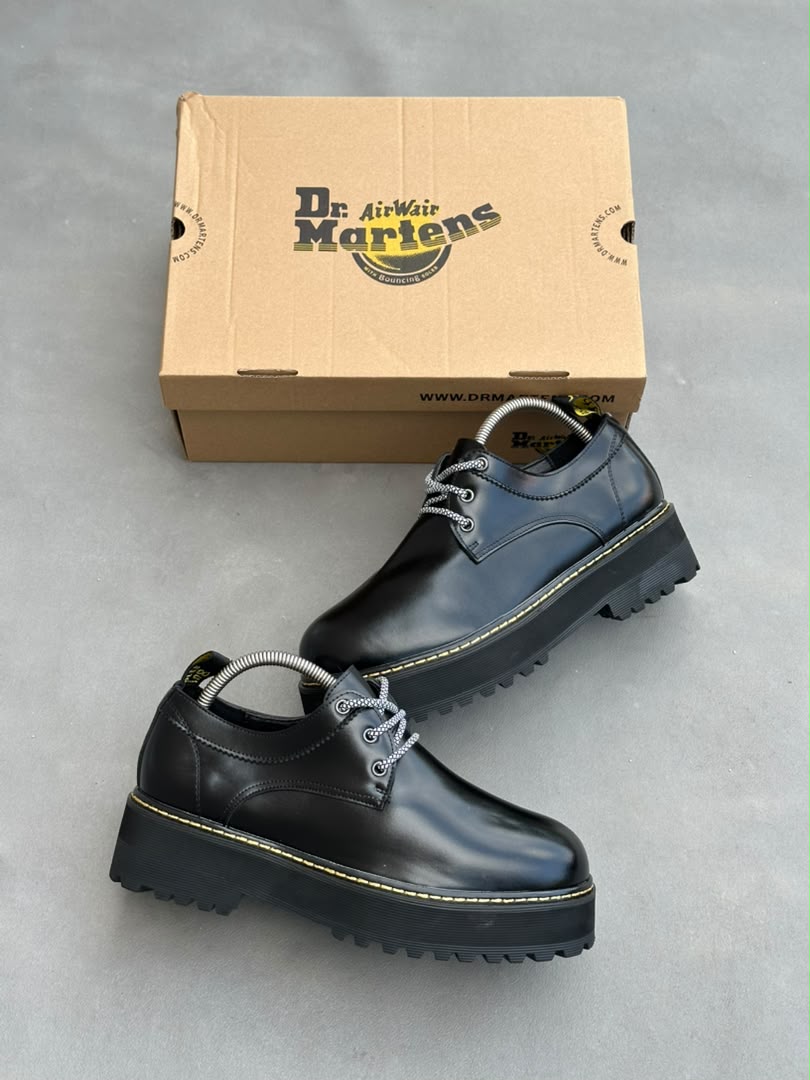 DR MARTENS NOIRE