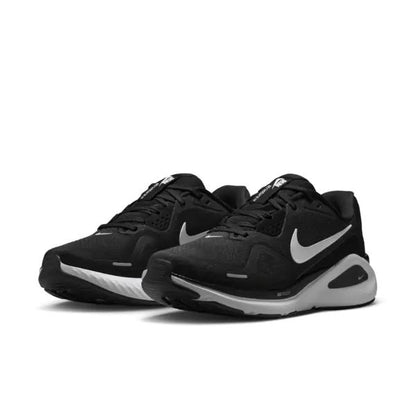 NIKE STRUCTURE 26