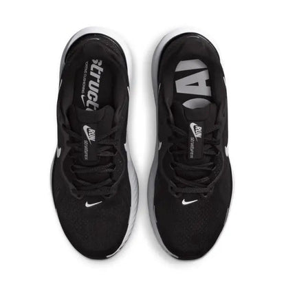 NIKE STRUCTURE 26