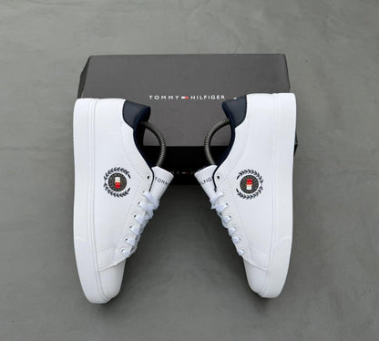 TOMMY HILFIGER 1