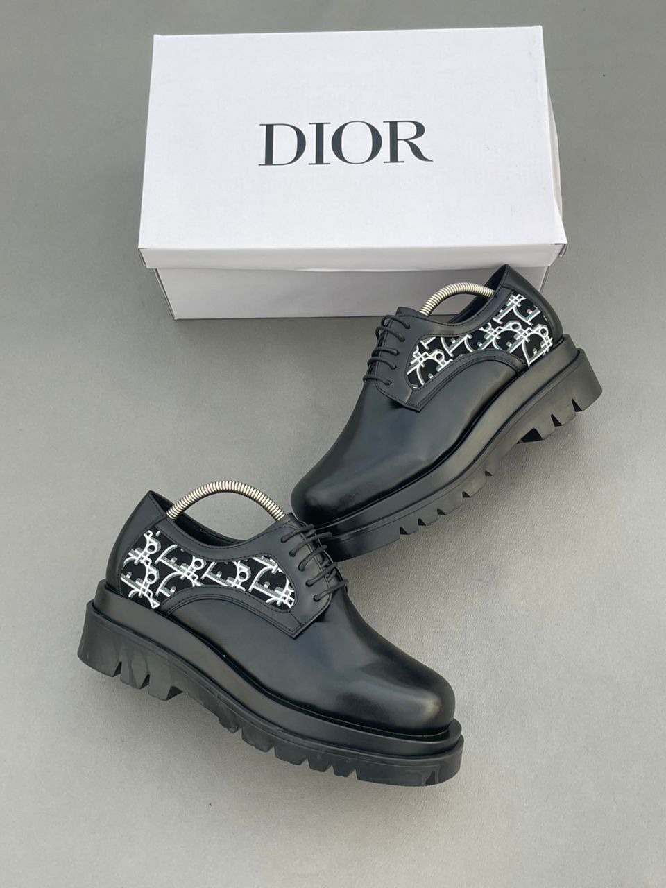 DIOR EXPLORER DERBY