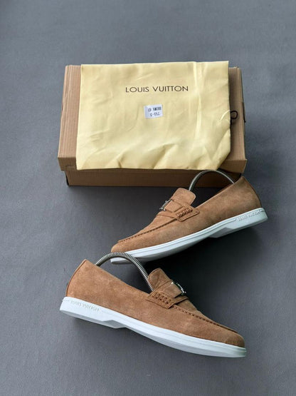 LOUIS VUITTON ESTATE LOAFERS