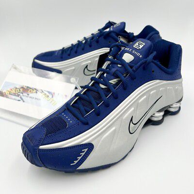 NIKE SHOX R4