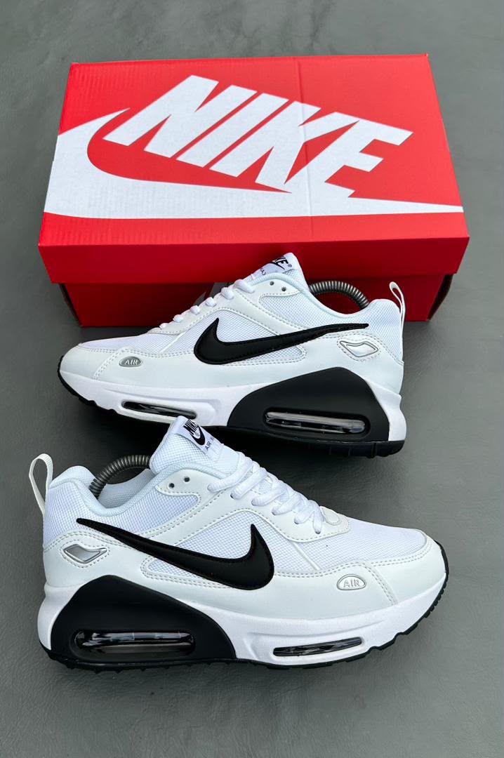 NIKE AUTHENTIQUE